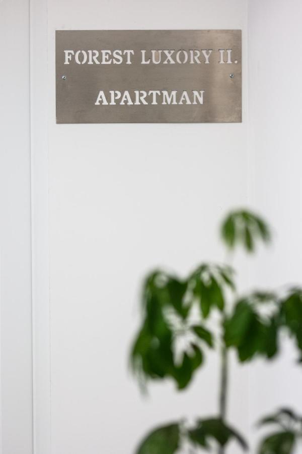 Forest Luxory Ii. Apartman Sarvar Bagian luar foto